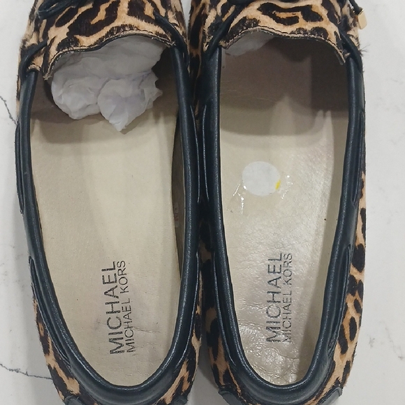 Michael Kors Leopard Pattern Loafers with Black Accents Sz 9 Gentle Used - Picture 3 of 8